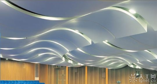陕西GRG吊顶装修材料设计为您设计一个浪花式的屋顶