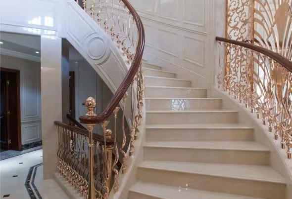 別墅改造加固、5種樓梯材質優缺點有哪些？
