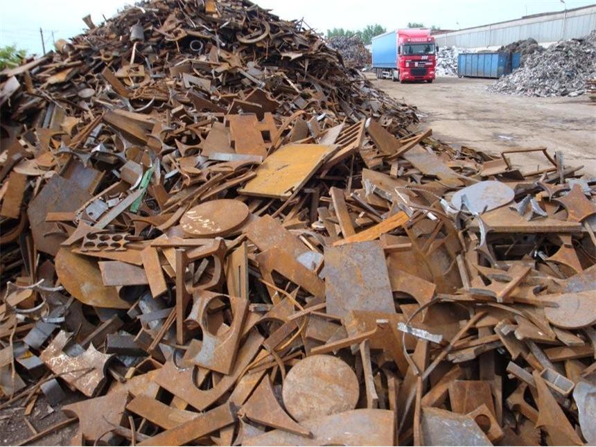 深圳宝安废品回收公司高价收购废模具|废金属