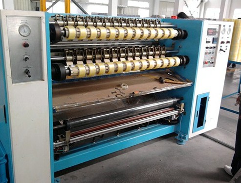 苏州最优质的胶带分切机厂家为您介绍胶带分切机的保养方法