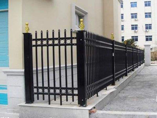铁艺护栏的加固方法有哪些?