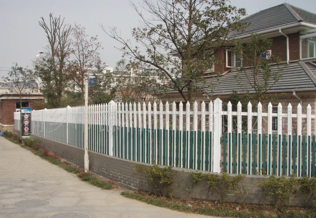广东/清远浅谈pvc护栏栏杆设计的具体标准