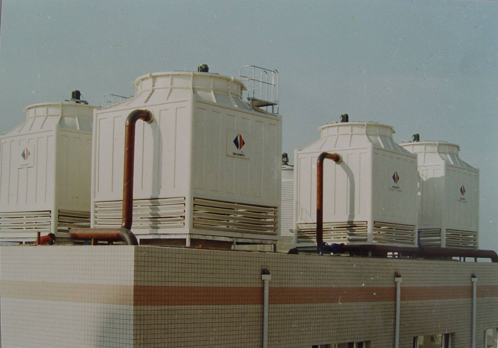 MSTHB系列—闭式冷却塔（横流）的工作原理以及组成部分