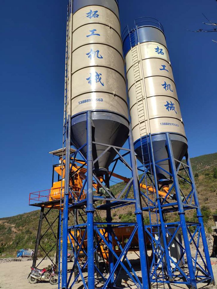 昆明混凝土搅拌站施工现场