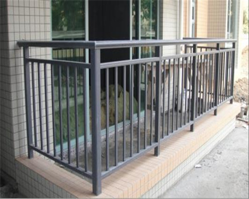 铁艺护栏厂家:铝艺大门型材的加工方法