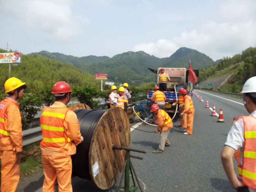 既有光缆管道光缆敷设更需要吹缆技术含量