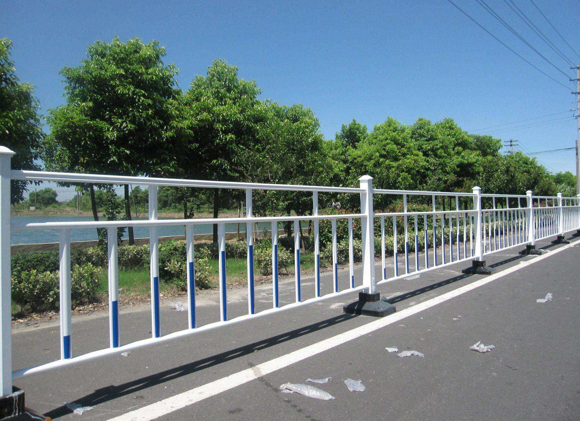 市政道路護欄