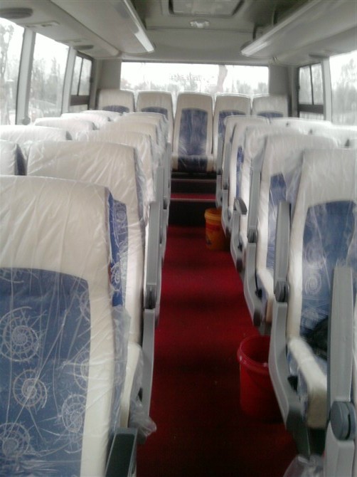 武汉市内一日游租47座豪华旅游巴士特价900元一天多租多优惠