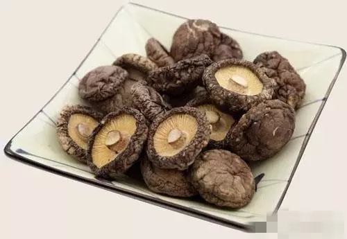 漯河干香菇的食用方法，你知道怎样泡发干香菇吗？