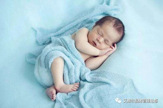 想让宝宝将来有高个头吗？北京艾维尔早教机构来给你支几招