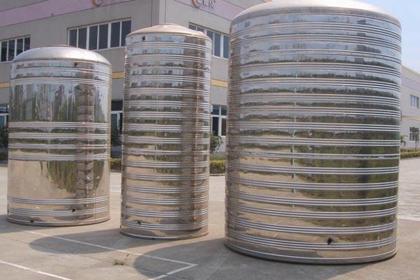 不锈钢圆柱水箱哪家收费便宜我选西安三迪水箱厂