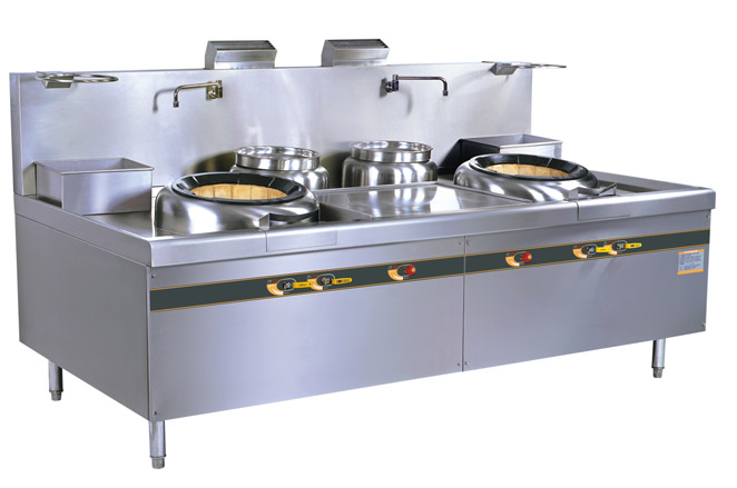 商用厨房设备中，厨房设备定期维修保养的益处。