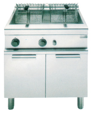 厨房设备中，无烟灶是符合吸油烟率达到99.90%的标准。