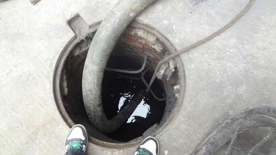 西安北郊马桶疏通下水道疏通清理化粪池高压清洗工程有限公司