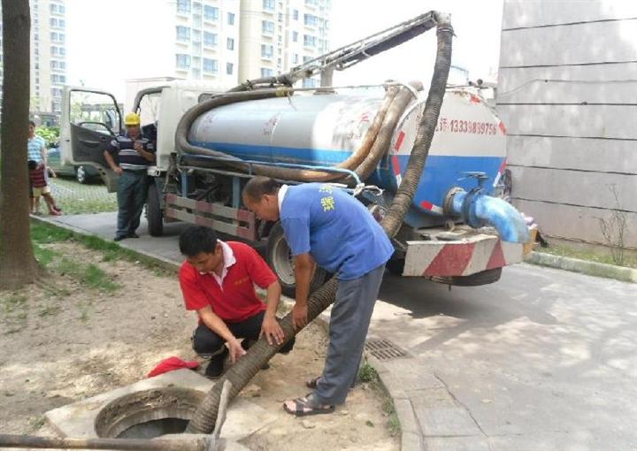 西安北郊疏通下水道疏通家庭各种管道价格优惠快速上门