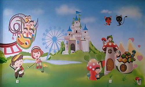 西安吉云彩绘:幼儿园墙体彩绘的色彩搭配与材料运用
