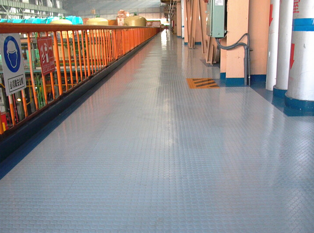 环保橡胶地板不仅环保而且防滑