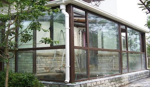 西安门窗服务网专业供应各种断桥铝门窗、铝包木门窗的设计与安装