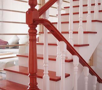 渭南钢木楼梯为您介绍复式楼钢木楼梯怎么安装