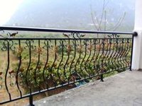 在西安铁艺护栏/陕西铁艺护栏的表面装饰，仁宝钢构有妙招！！！