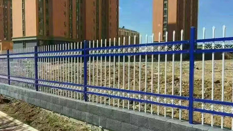 公路护栏网安装方法