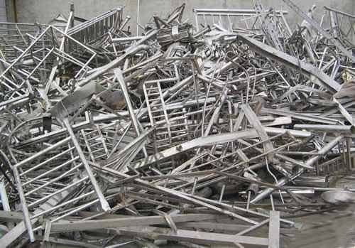 西安废旧金属回收行业应该怎么选择好的金属破碎机