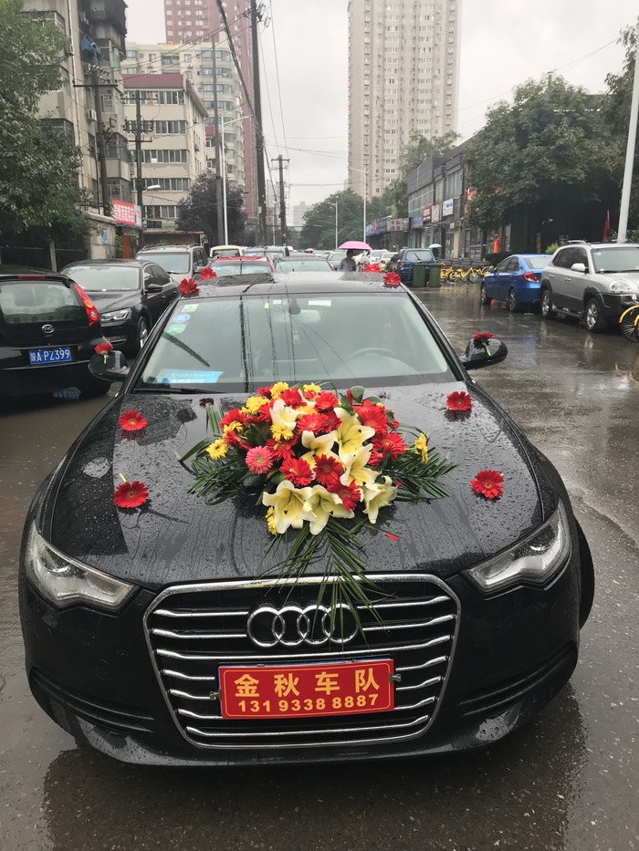 汉中市宁强县开头婚车