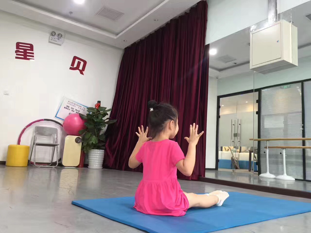 朝阳儿童舞蹈学校告诉您为什么孩子要学舞蹈