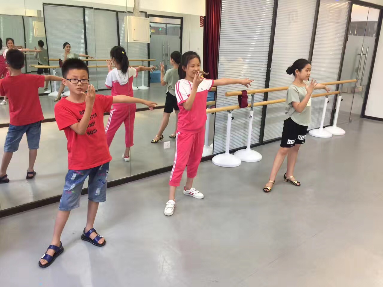 海淀少儿舞蹈培训学校分享少儿舞蹈教学注意事项