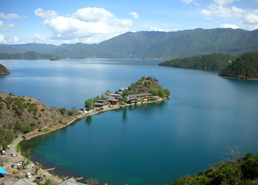 泸沽湖旅游——自由浪漫之旅