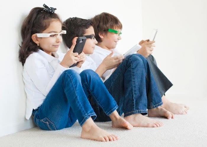 儿童接触手机需要做的五步防护云南手机维修提醒