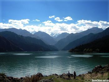 新疆旅游景点——天山天池