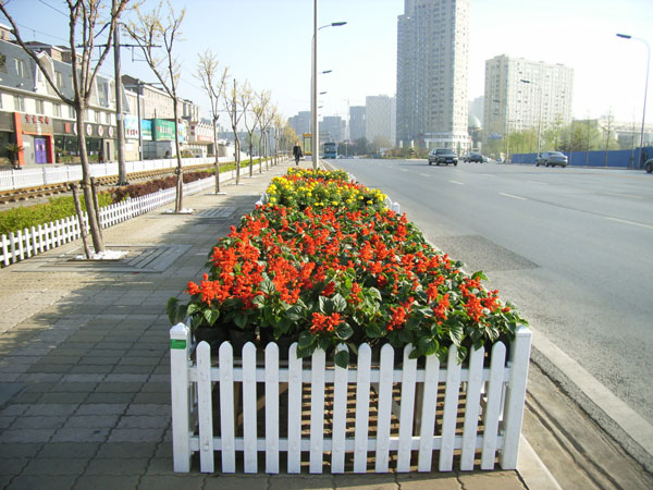 新疆乌市PVC护栏的优点