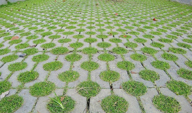 ​ 贵州兴义地区植草砖的价格和供应商带你了解不一样的植草砖