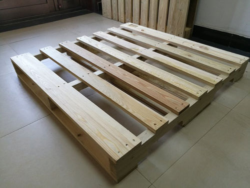 为了保证木托盘的质量木托盘厂家会选择木材
