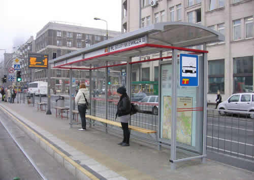 公交車站宣傳欄