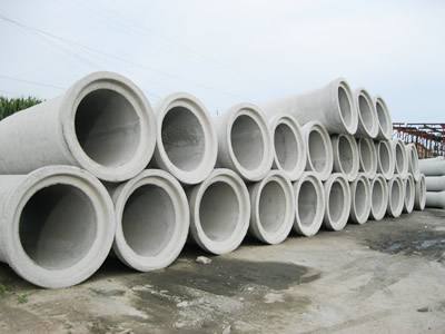 襄阳水泥管厂家制造的水泥管道又称水泥压力管受到广大用户的喜爱