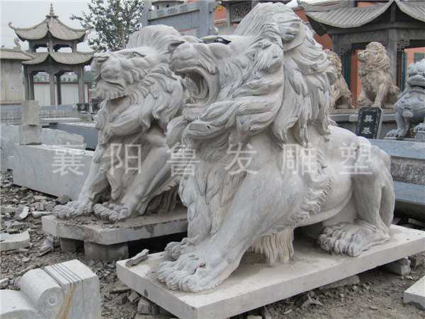 襄阳石雕牌坊承载了很多的文化底蕴及内涵