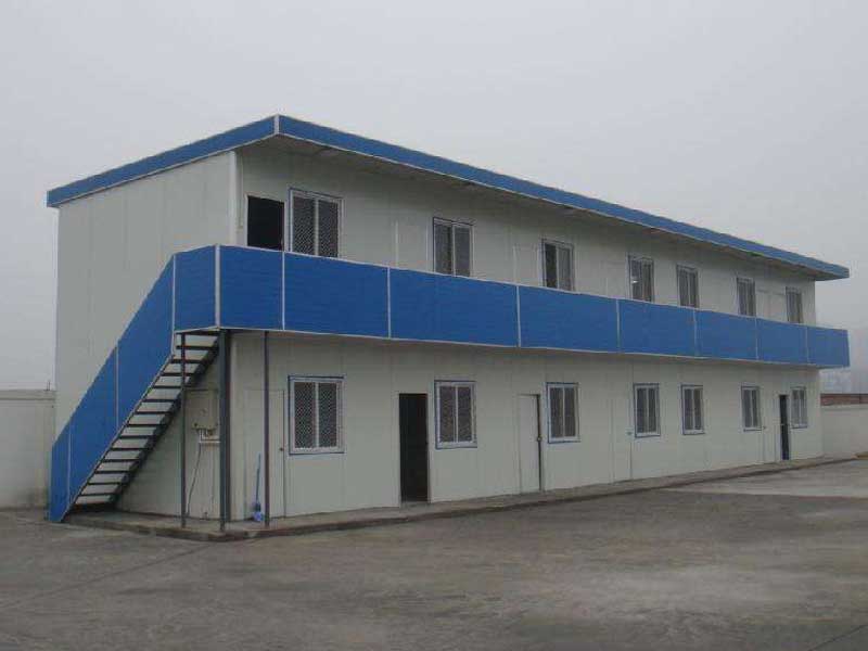 乌鲁木齐西域兴龙彩钢钢结构有限公司提供彩钢活动房搭建等服务