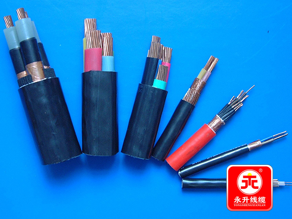 生活中常见的电线电缆护套一般会使用哪些材料？