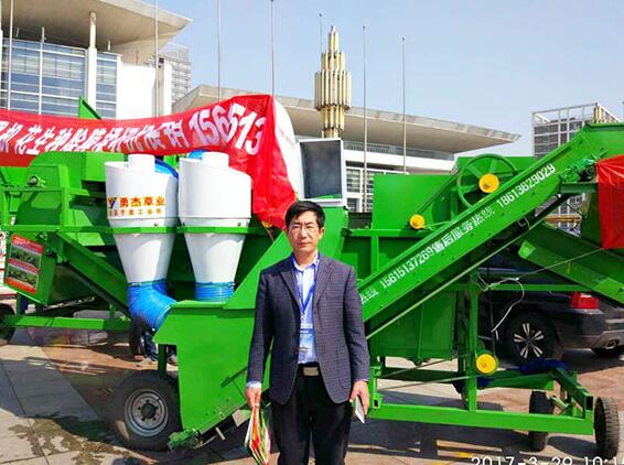 湖南衡阳花生摘果机厂告诉你机械使用过程中应注意的事项