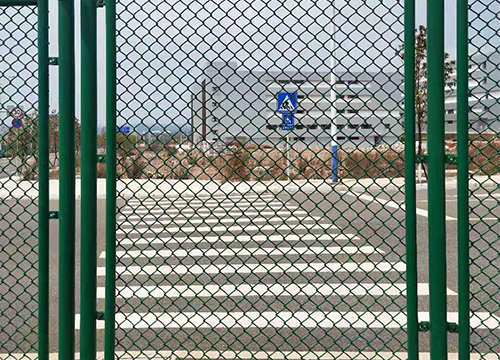昆明公路防护网是如何安装的？
