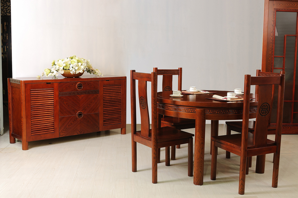 东方公馆家具教你怎样正确保养实木餐桌椅