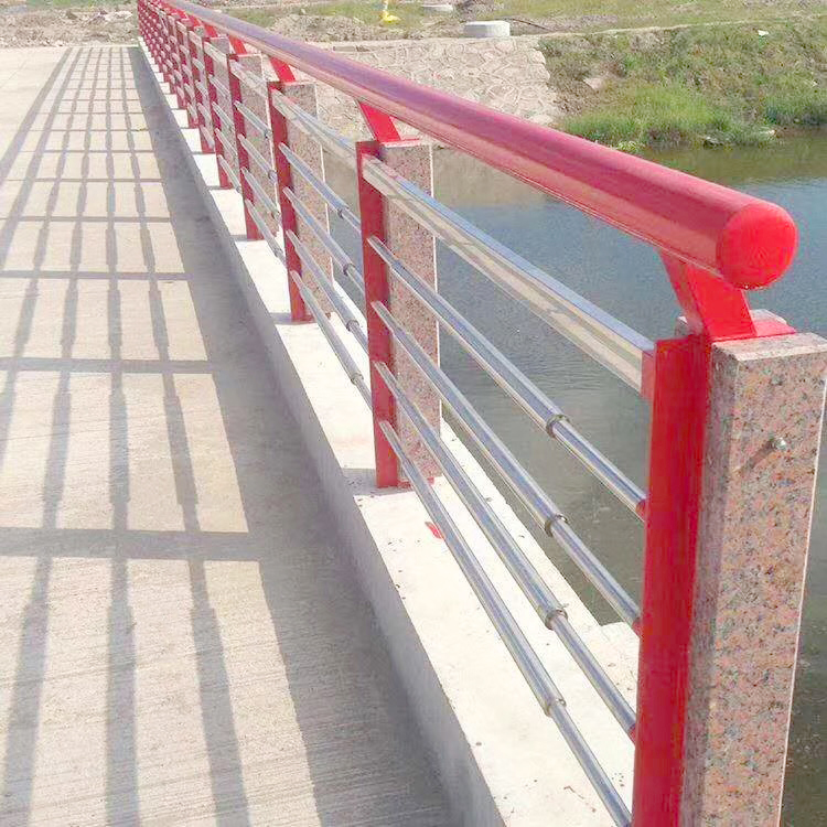 不锈钢桥梁护栏如何安装,需要注意的事项有哪些