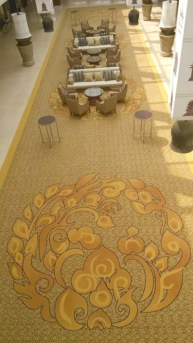 西双版纳皇冠假日酒店大堂长廊地毯