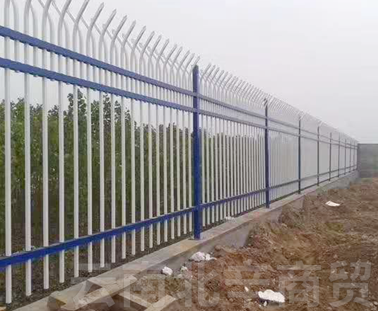 昆明锌钢护栏网厂家教大家避免护栏网切割后横截面生锈的方法