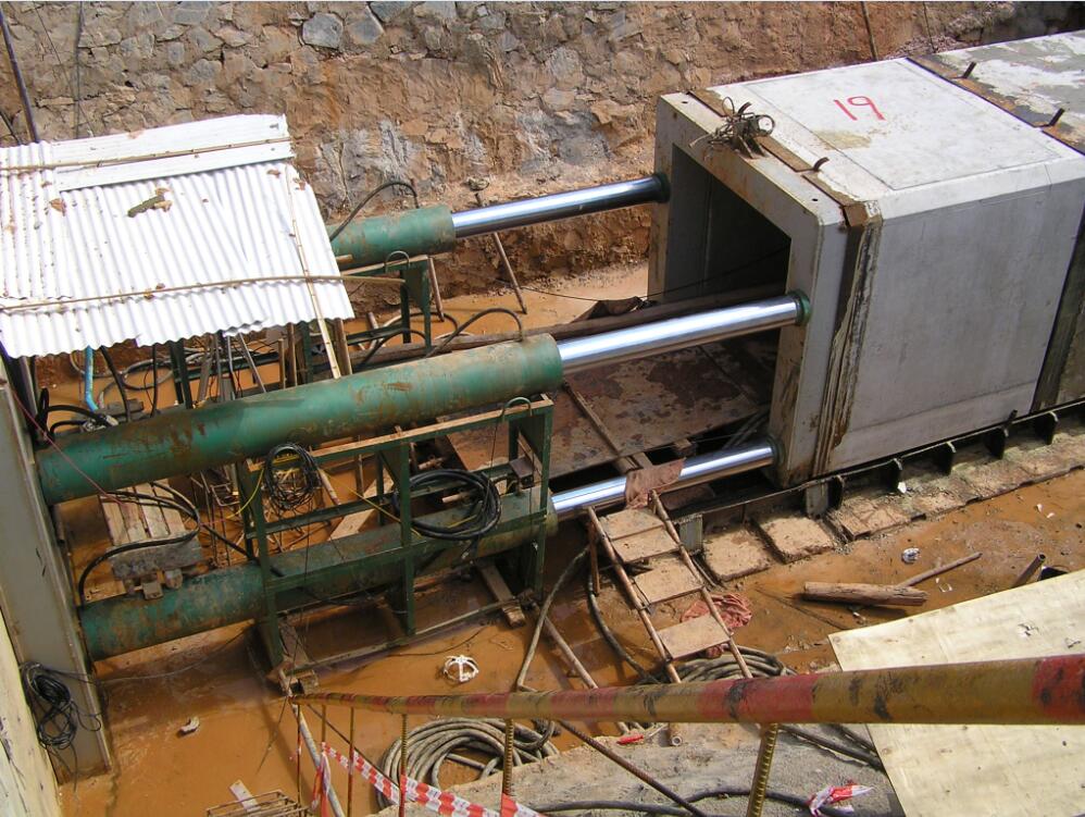 云南市政顶管公司解答您泥水平衡顶管设备施工的优缺点