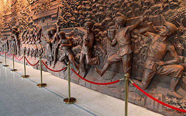 云南雕塑浮雕的分类方法主要围绕的有哪些方面