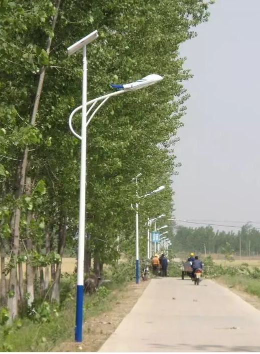 太陽能路燈對比普通路燈的優勢