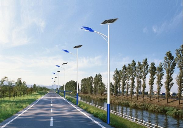 新型太陽能路燈